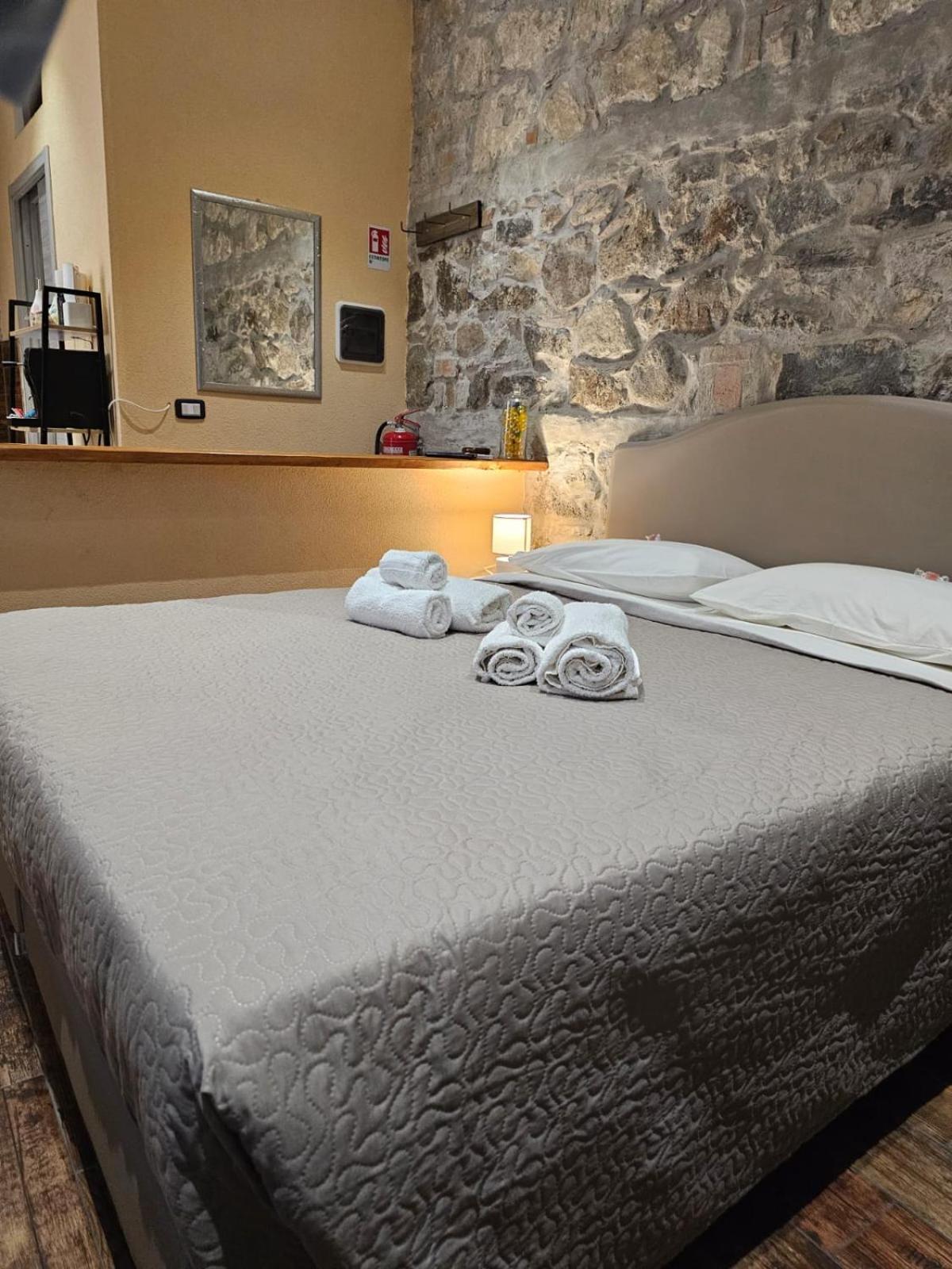Prestige Casa Vacanze Catanzaro Bagian luar foto