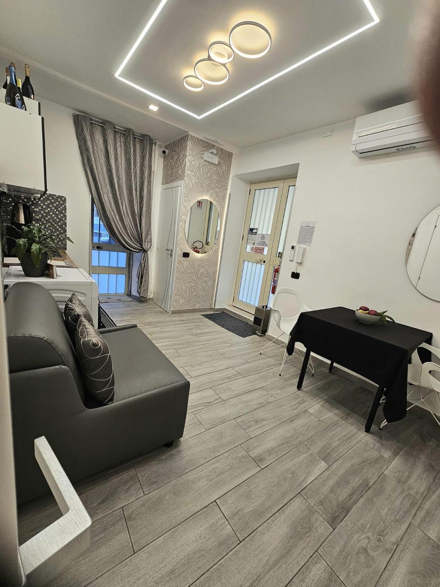 Prestige Casa Vacanze Catanzaro Bagian luar foto